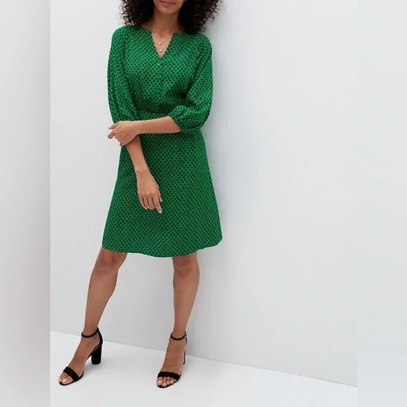 Banana Republic Emerald Patterned Midi Dress - Picture 1 of 8